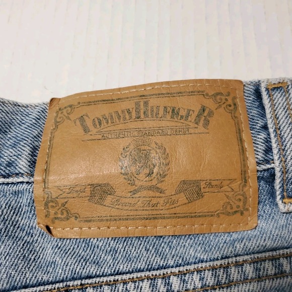 VTG Tommy Hilfiger Women's denim flat front solid shorts‎ Sz 33 Men's 12 Women's - Picture 5 of 8